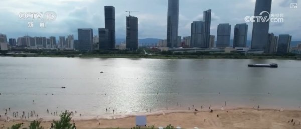 信通实盘 以水为“媒”打造“水经济”衍生消费新业态&#32;夏日清凉激活经济新活力